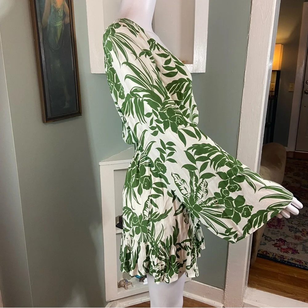 L*Space Geneva Bell Sleeve Tropical Green Leaf Print Mini Dress Hawaiian Small S - Picture 7 of 15